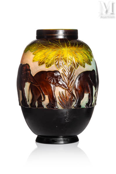 Emile Gall&eacute; estimation gratuite vase en verre vente aux ench&egrave;res publiques art nouveau