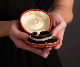 Cartier Tank baguette