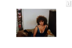 Nan GOLDIN (né en 1953)-Self-portrait in blue dress, New York City, 1985-2020-img1
