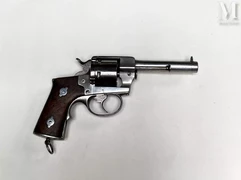 Revolver de Marine, modèle 1870, fabrication Lefaucheux, à double action.--img1