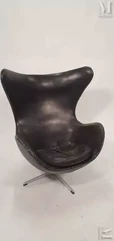 Arne JACOBSEN (1902 - 1971)-"Egg Chair"-img1