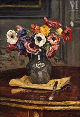 Alfred SWIEYKOWSKI (Paris 1869-Paris 1953)-Bouquet d’anémones dans le salon-img1