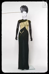 JOHN GALLIANO - Printemps-été 1991- Collection "Honcho woman"--img1