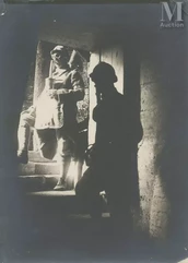 Guerre 14/18-Soldat portant un masque à gaz, tireurs aux fenêtres-img1