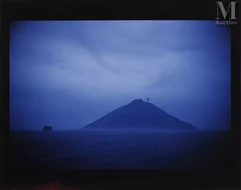 Nan GOLDIN (née en 1953)-Volcano, Stromboli, Italie, 1998-img1