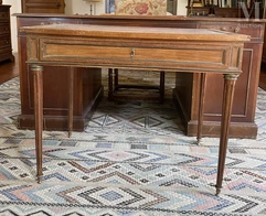 Table bureau de style Louis XVI--img1