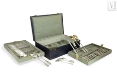 Importante ménagère en argent--img1